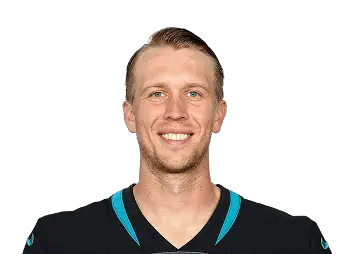 How tall is Nick Foles?